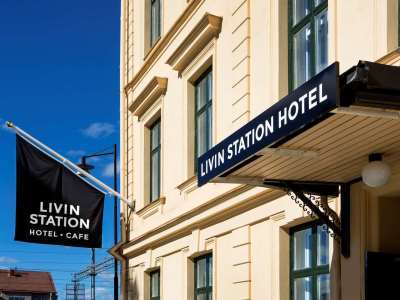Livin Station 3*